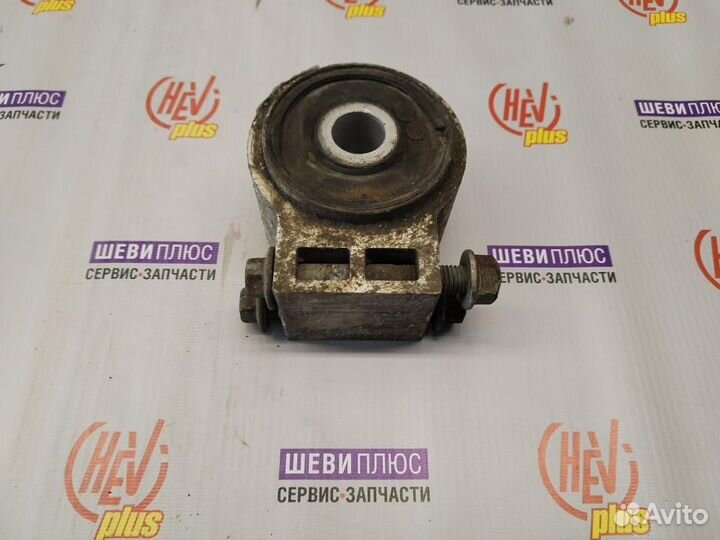 Сайлентблок рычага задний, нижнего Cadillac SRX