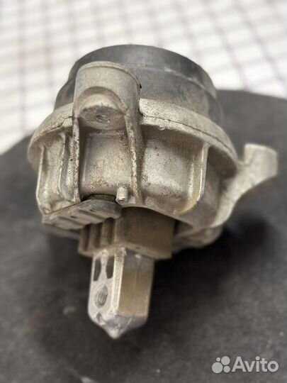 Подушка крепления двигателя 7 935 149