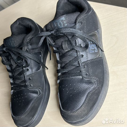 Кроссовки dc shoes