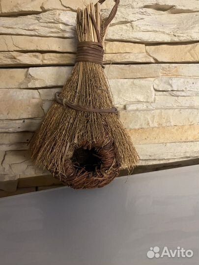 Коллекция интерьерных птиц и гнезд