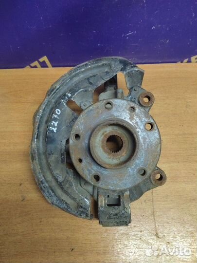 Кулак поворотный правый Renault Fluence L30R K4M