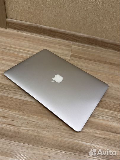 Apple macbook air 13 2014