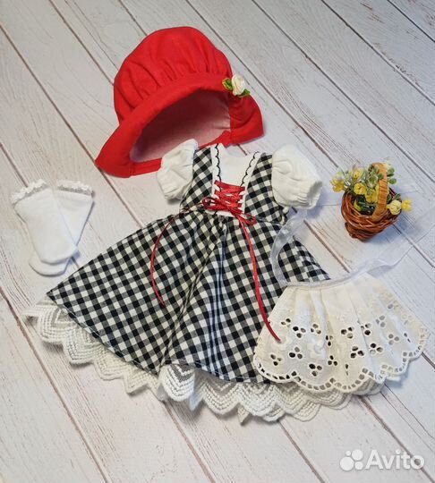 Одежда для куклы Паола рейна