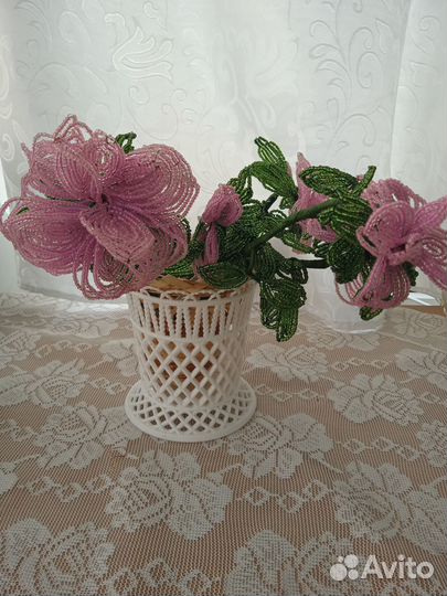 Цветы из бисера