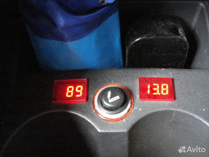 Указатель температуры и напряжения VW Polo Sedan