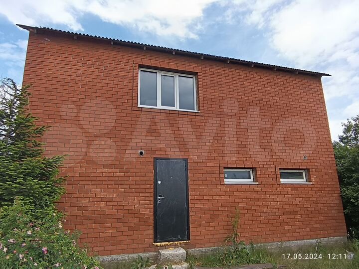 Коттедж 130 м² на участке 8 сот.