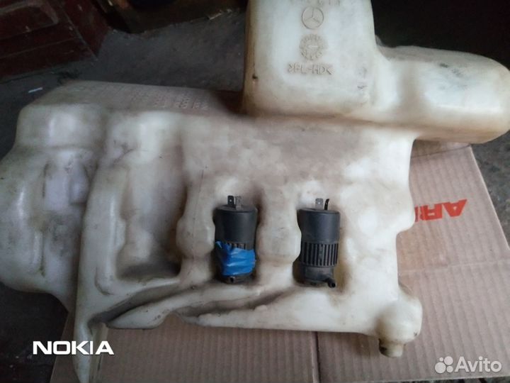 Бачок омывателя Мерседес вито