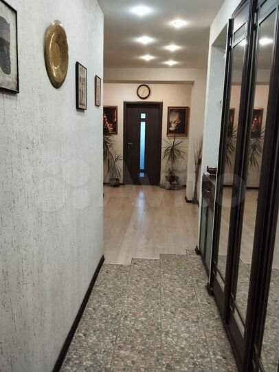 4-к. квартира, 124,4 м², 2/4 эт.