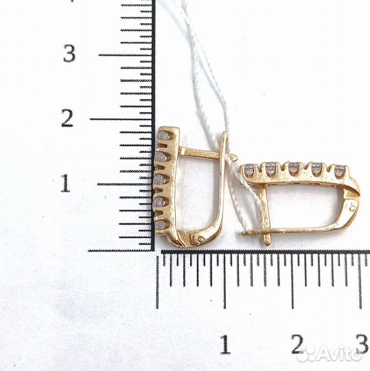 Золотые серьги с фианитами