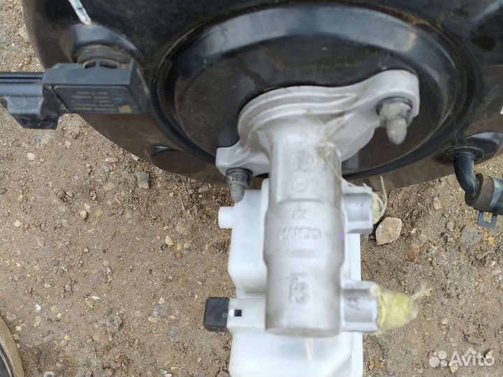 Вакуум тормозной hyundai grand santa fe 2018 год