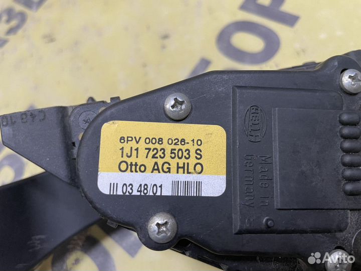 Педаль газа VW Jetta