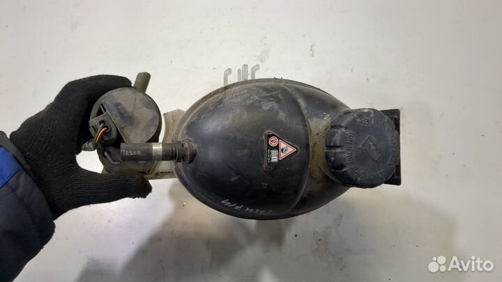 Бачок расширительный Mercedes E W212