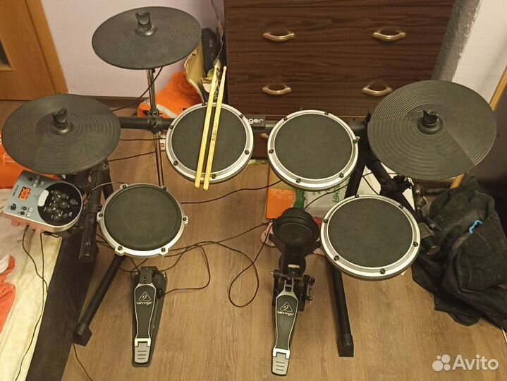 Электронная установка Behringer XD8USB