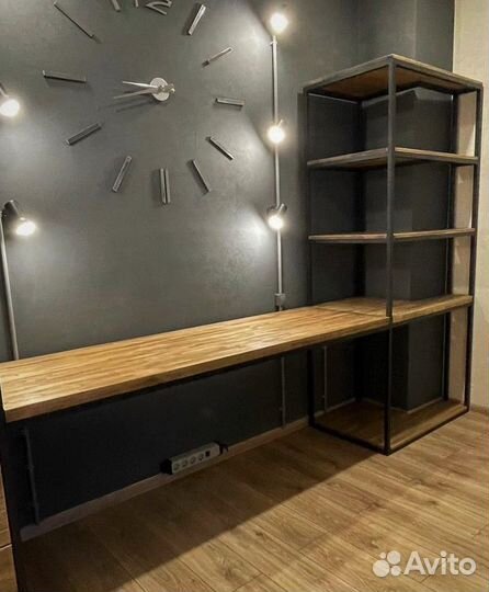 Письменный стол