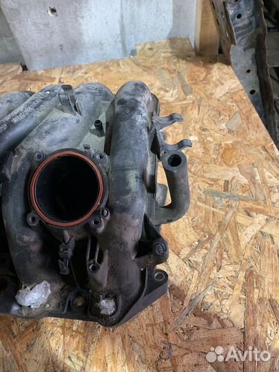 Впускной коллектор на volkswagen polo 5