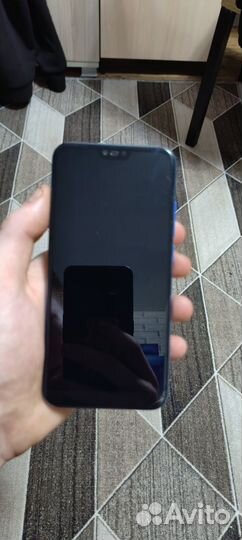 HONOR 10, 4/64 ГБ