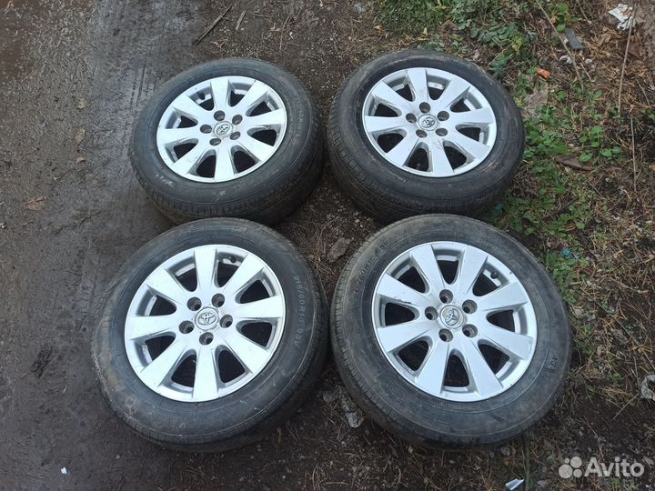 Оригинальные диски на Toyota Camry r16 4шт