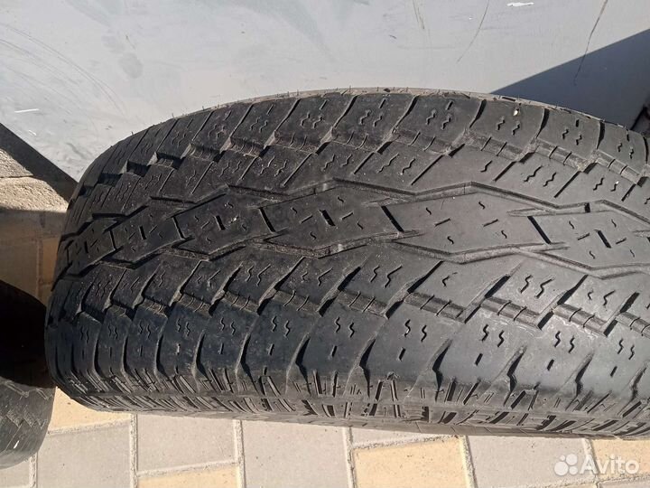 Toyo Open Country A/T 265/65 R17