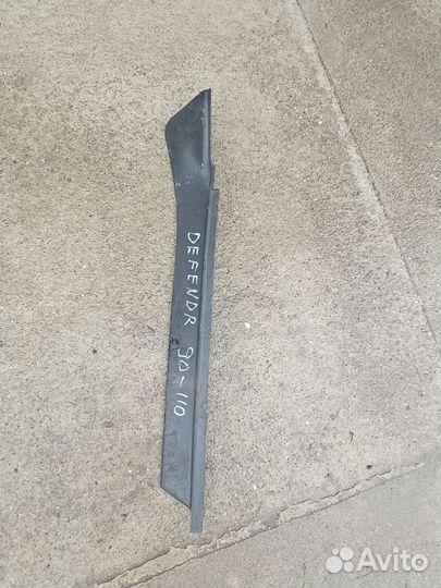 Land Rover Defender 90/110 накладка крыла правая