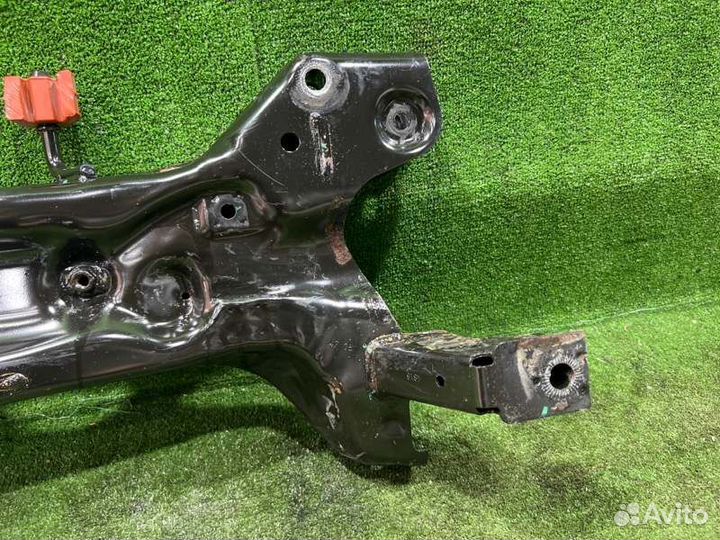 Балка подвески передняя Volkswagen Polo седан 1