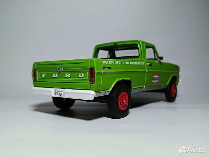 Модель 1967 Ford F-100 Greenlight 1:24