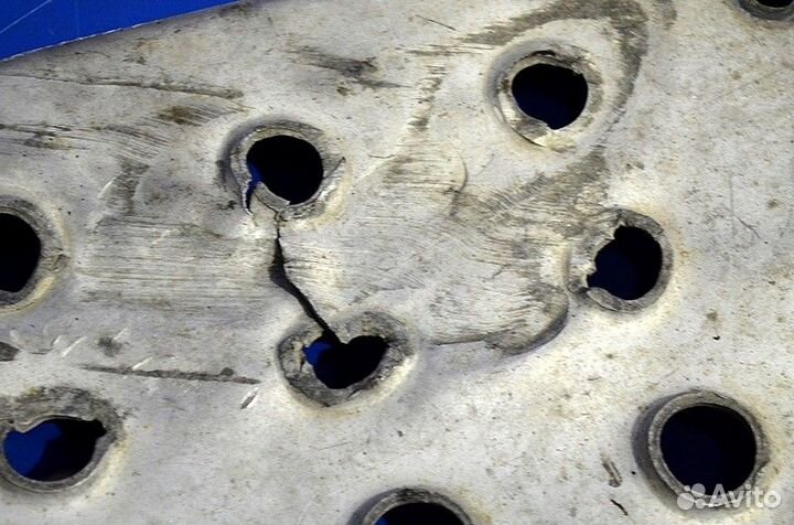 Металлический трапик renault trucks Magnum Dxi (01