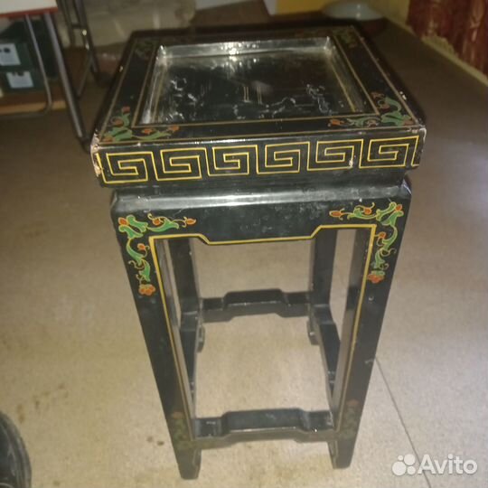 Подставка для цветов напольная металлическая