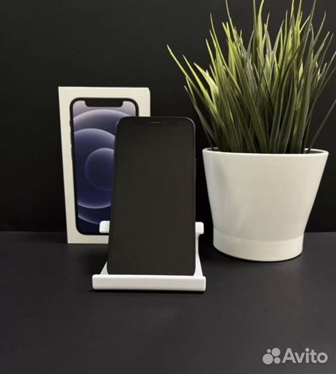 iPhone 12, 64 ГБ