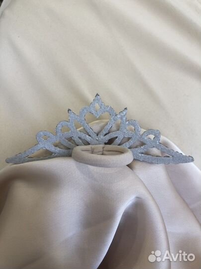 Украшение диадема корона на пучок для гимнастики