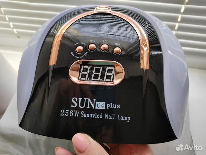 Лампа для ногтей новая