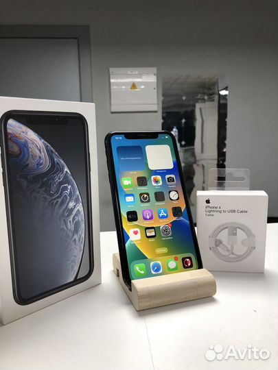 iPhone Xr, 64 ГБ