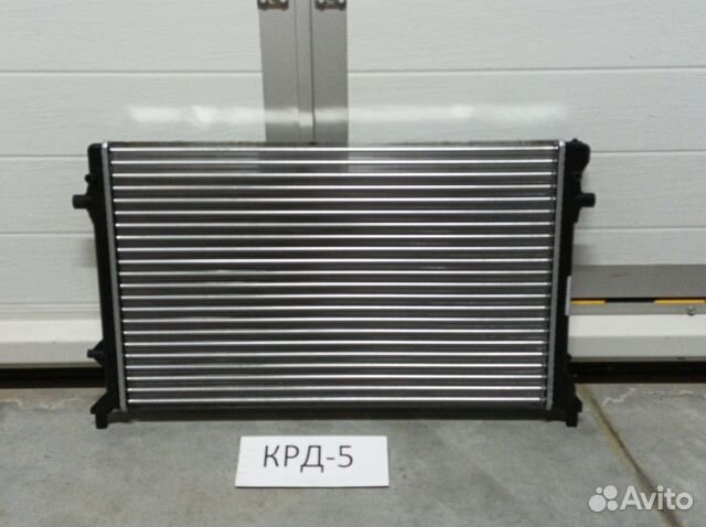 Радиатор двс Skoda Octavia 2 А5 2004-2013