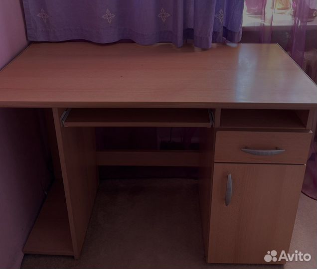 Компьютерный стол IKEA