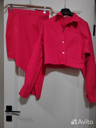 Костюм женский