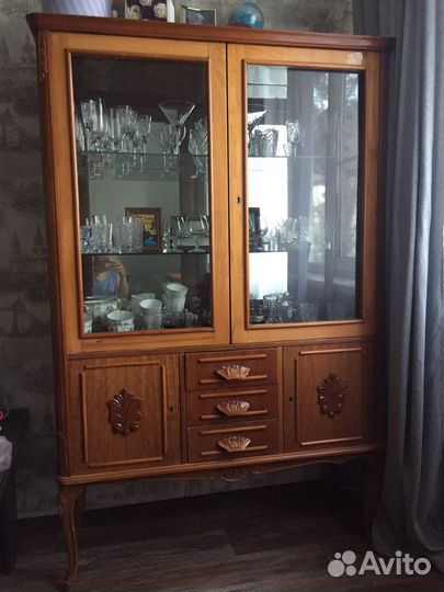 Сервант + комод (подсервантник)