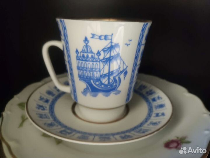 Чашки фарфоровые лфз