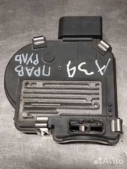 Плата стеклоочистителя прав.руль VW Туарег Каен