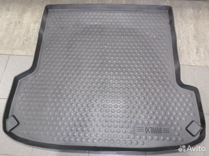 Коврик в багажник Octavia Tour Combi пластик