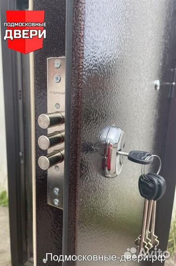 Дверь входная металлическая