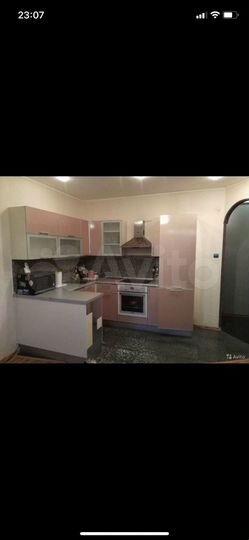 2-к. квартира, 57 м², 5/5 эт.