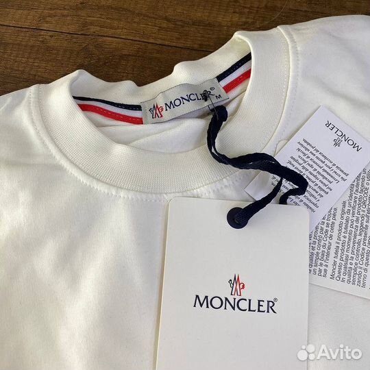 Moncler свитшот мужской белый