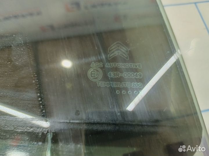 Стекло двери задней правой Citroen C4 II 980159238