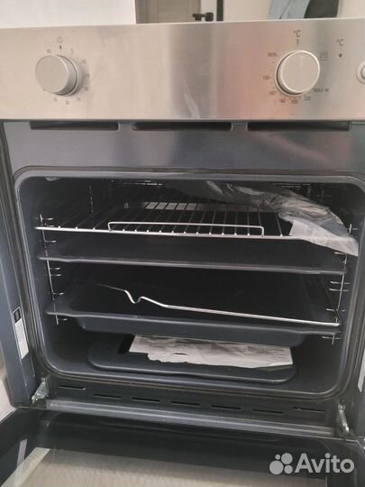 Встраиваемая газовая духовка Hotpoint