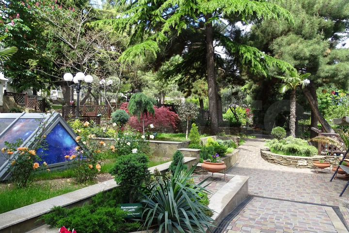 3-к. апартаменты, 169,7 м², 2/8 эт.