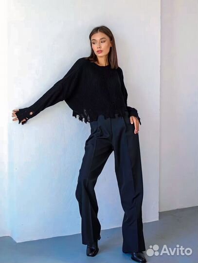 Кофта женские рваная