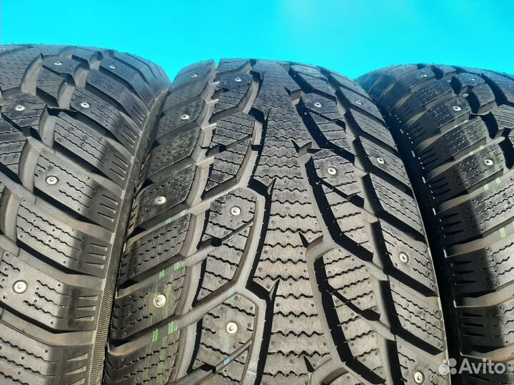 Sunfull SF-W11 215/65 R17 99T