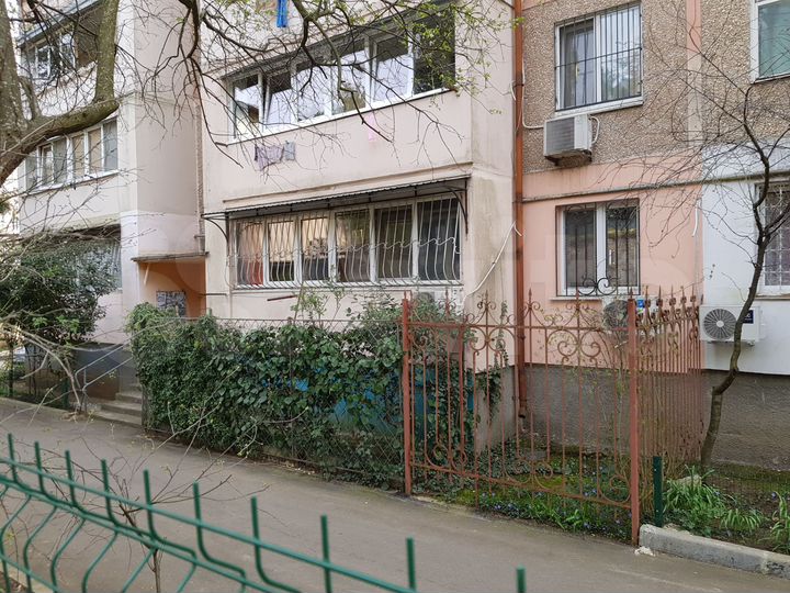 2-к. квартира, 51 м², 1/5 эт.