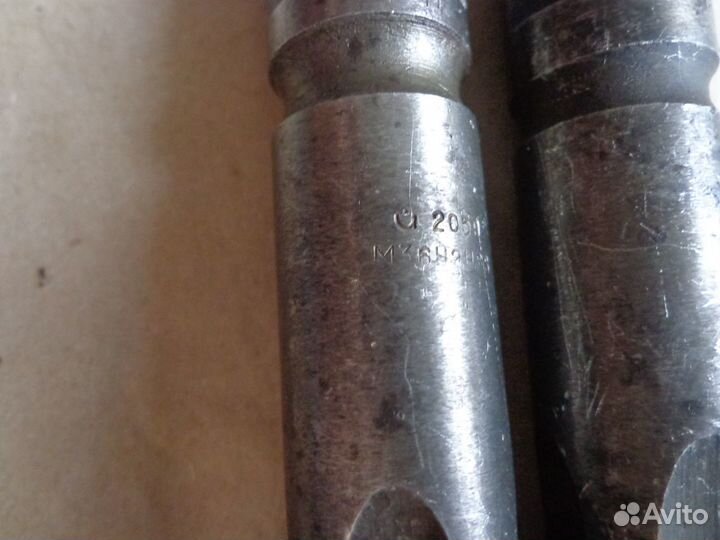 Метчики м/р 36х4. HSS. Комплектные