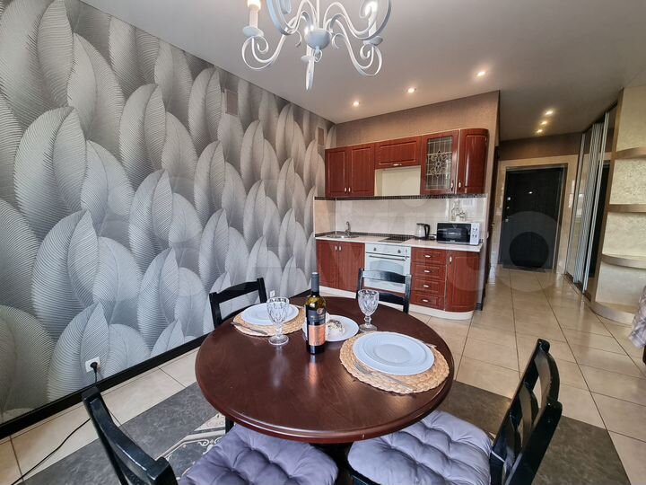 1-к. квартира, 56 м², 2/9 эт.