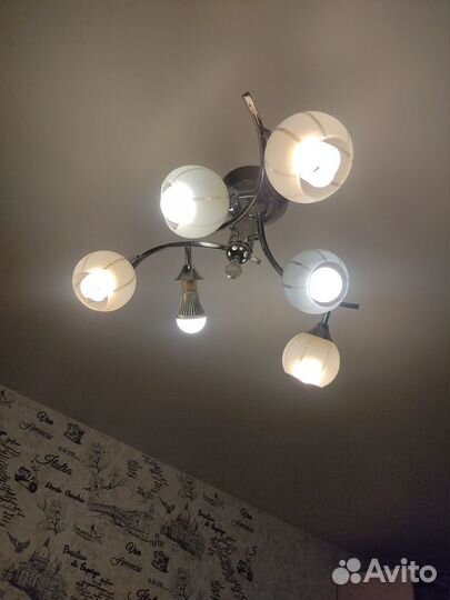 Светильник потолочный